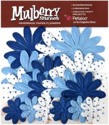 Fleurs EMBOSSED DAISIES Royal blue - Petaloo